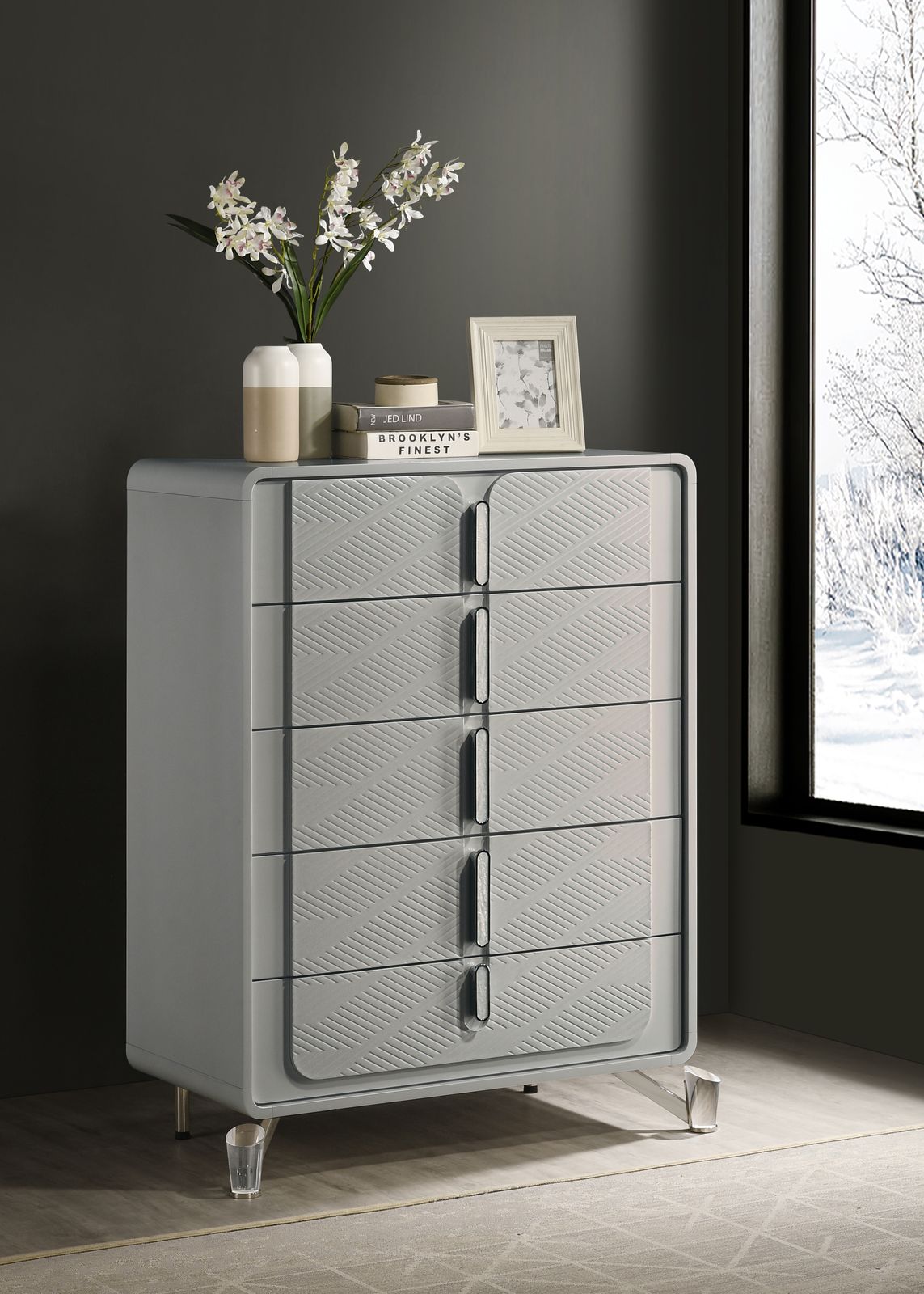 Cool Gray Chest