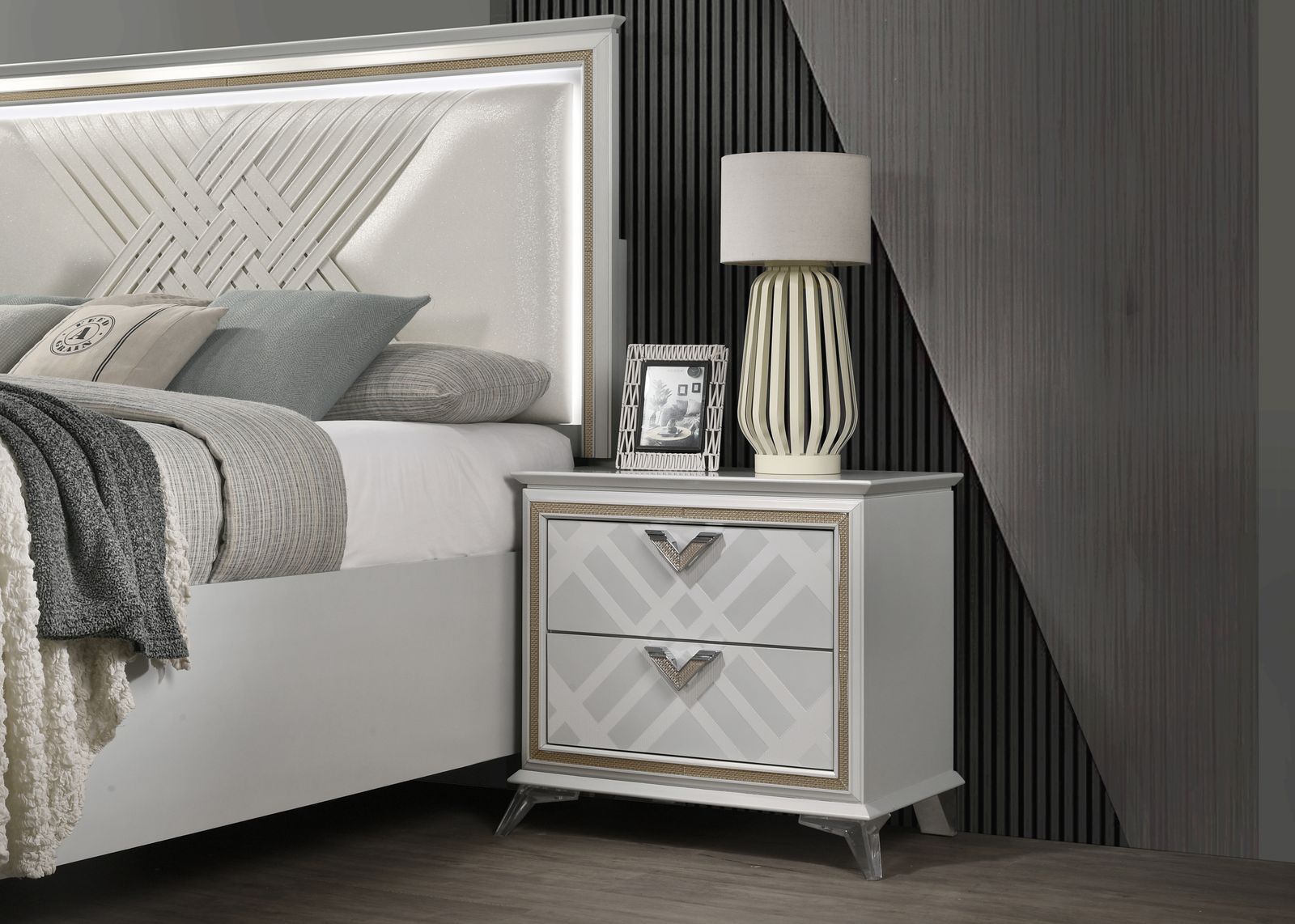 Magic Gold Night Stand
