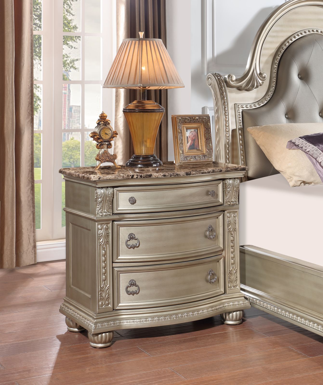 Champagne Dresser - view 3
