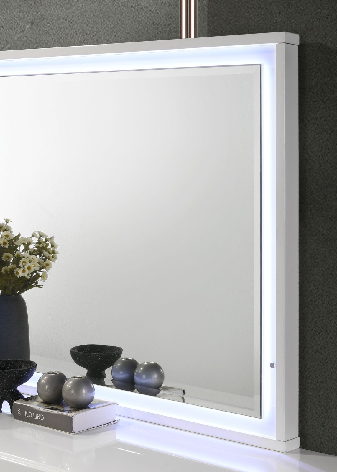 White Led Mirror - view 5