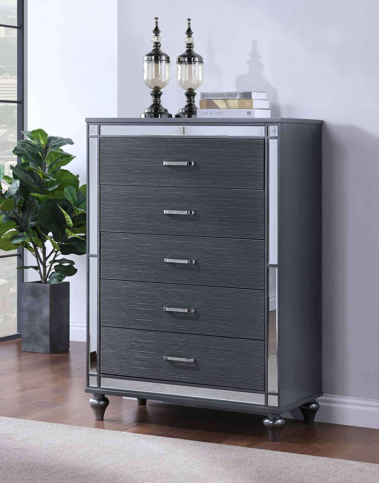 Charcoal Gloss Chest